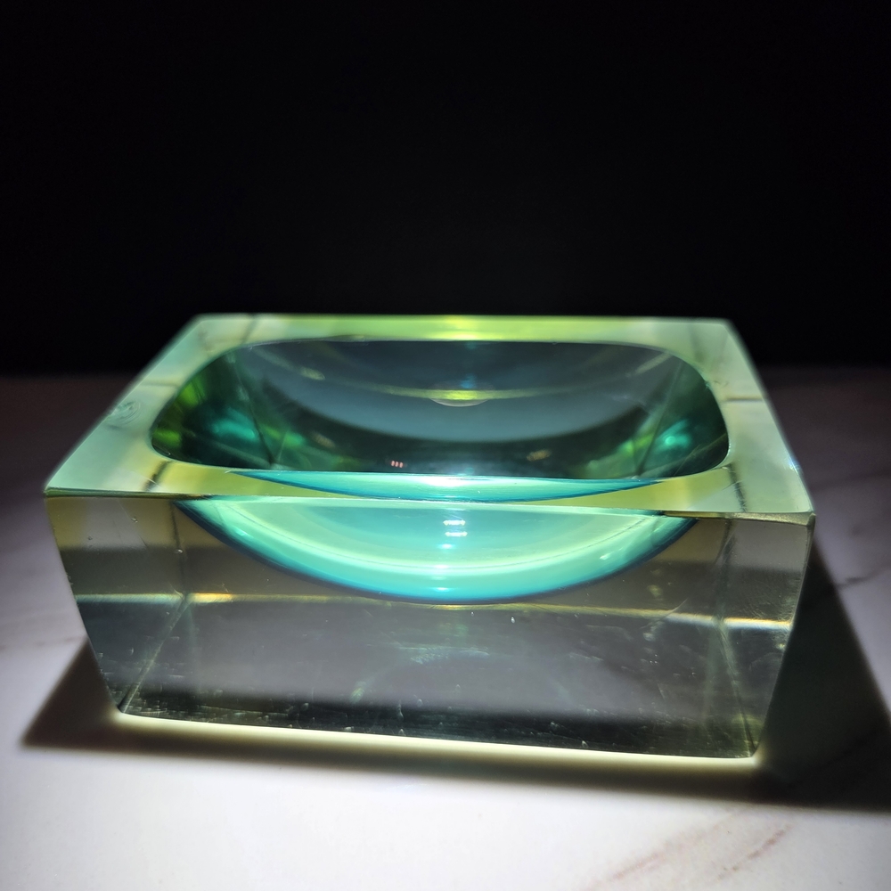 Vibrant Teal Glass Art Sculpture Vintage Murano Sommerso glass